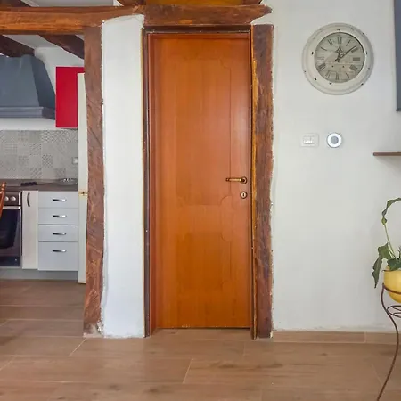 Ferienhaus Rustical By Interhome Jurdani